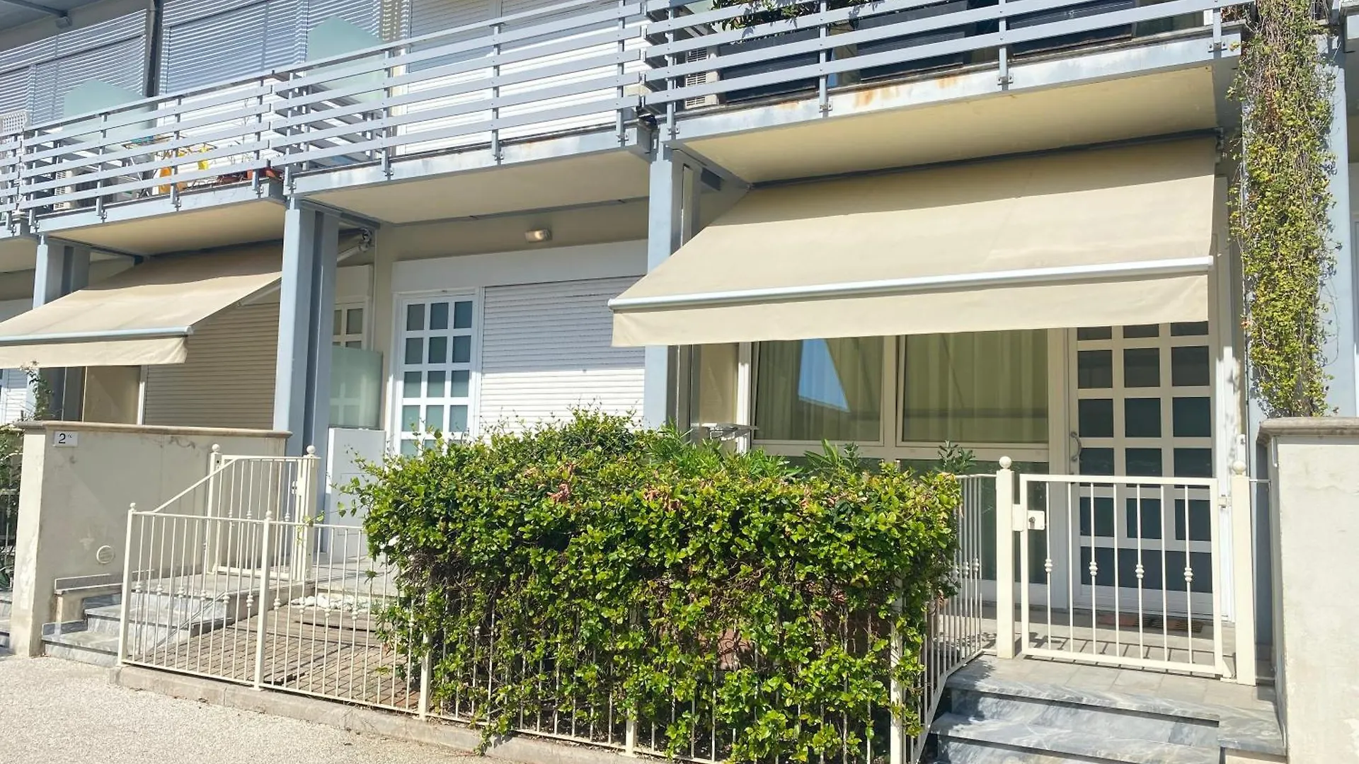 Lta Center Apartment Pisa 0*,